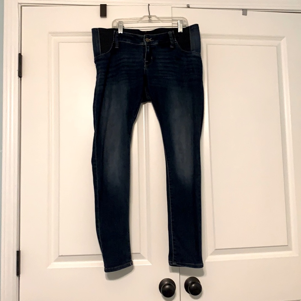 Isabel maternity blue jeans